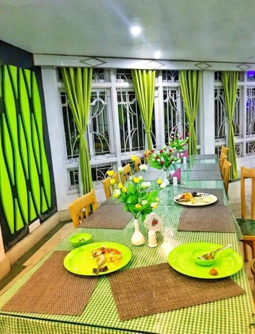 Bon Hotel Crystal Palace גנגטוק מראה חיצוני תמונה